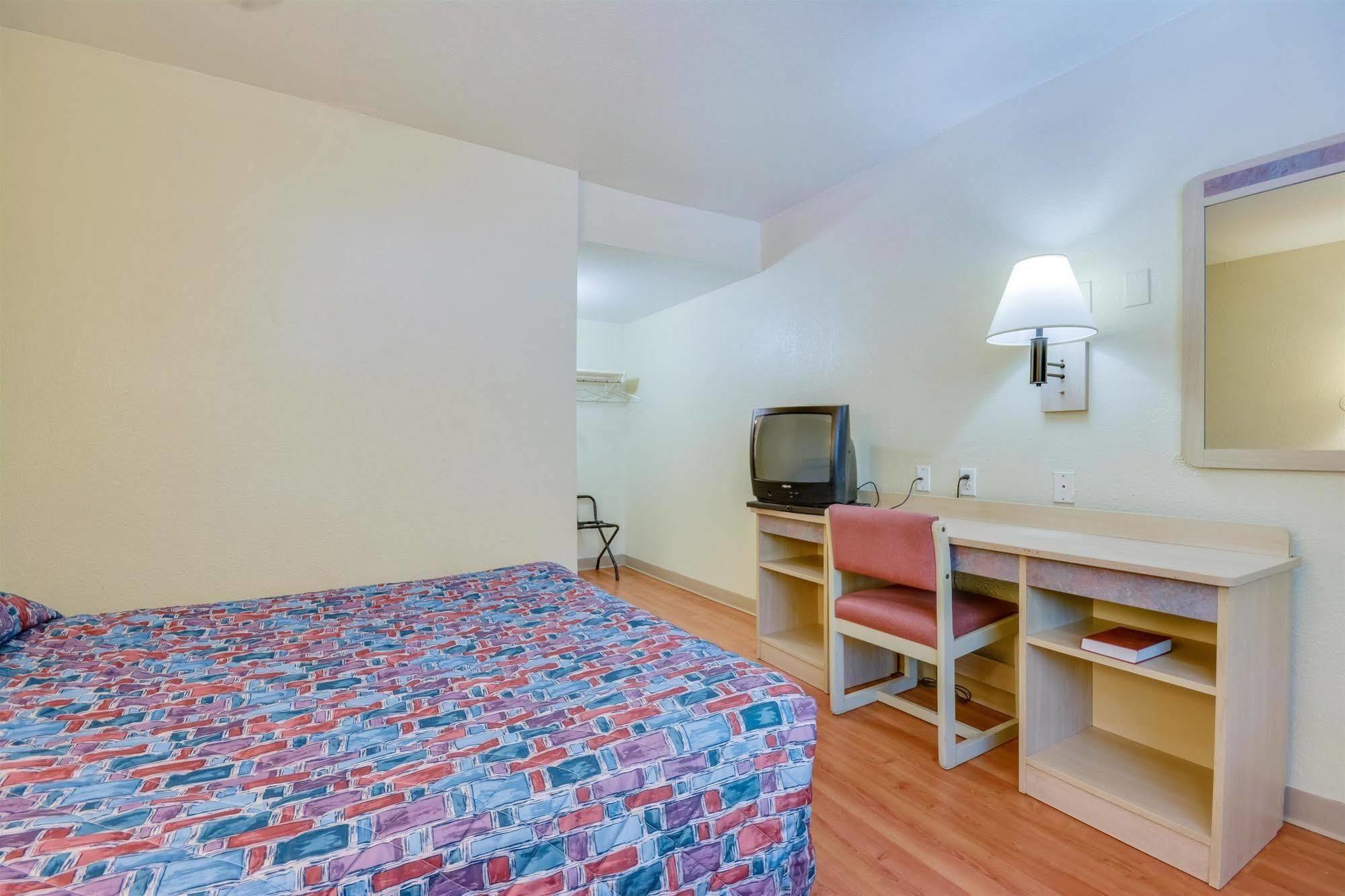Motel 6-Tuscaloosa, Al Εξωτερικό φωτογραφία