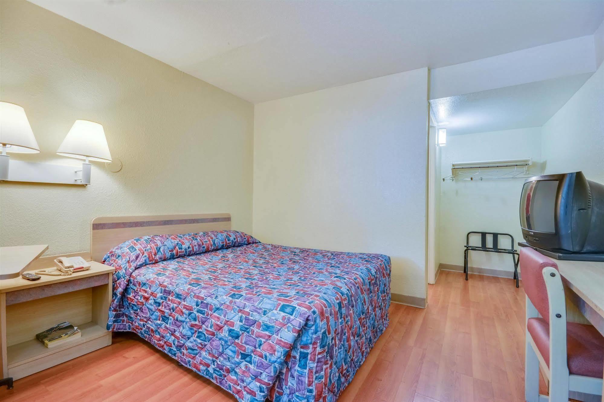 Motel 6-Tuscaloosa, Al Εξωτερικό φωτογραφία